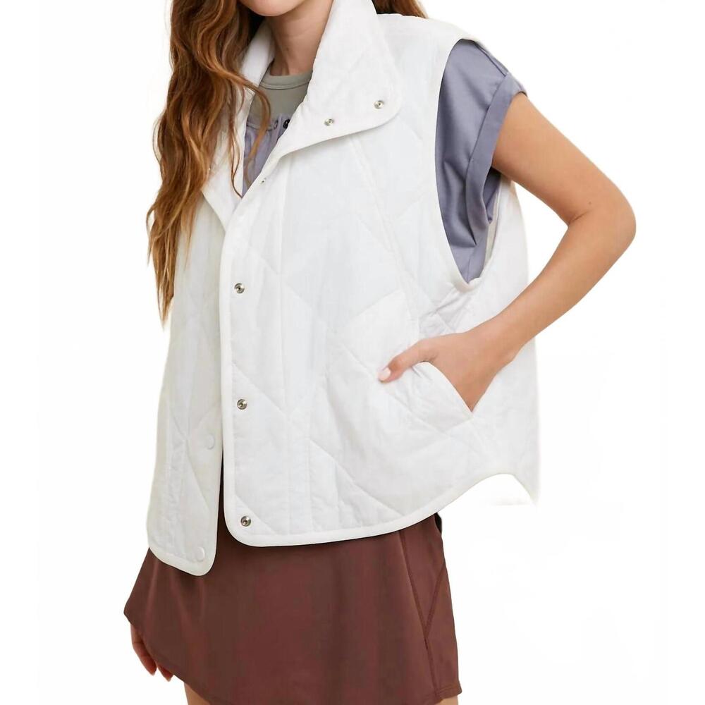 NEW WISHLIST quilted button-up vest in white